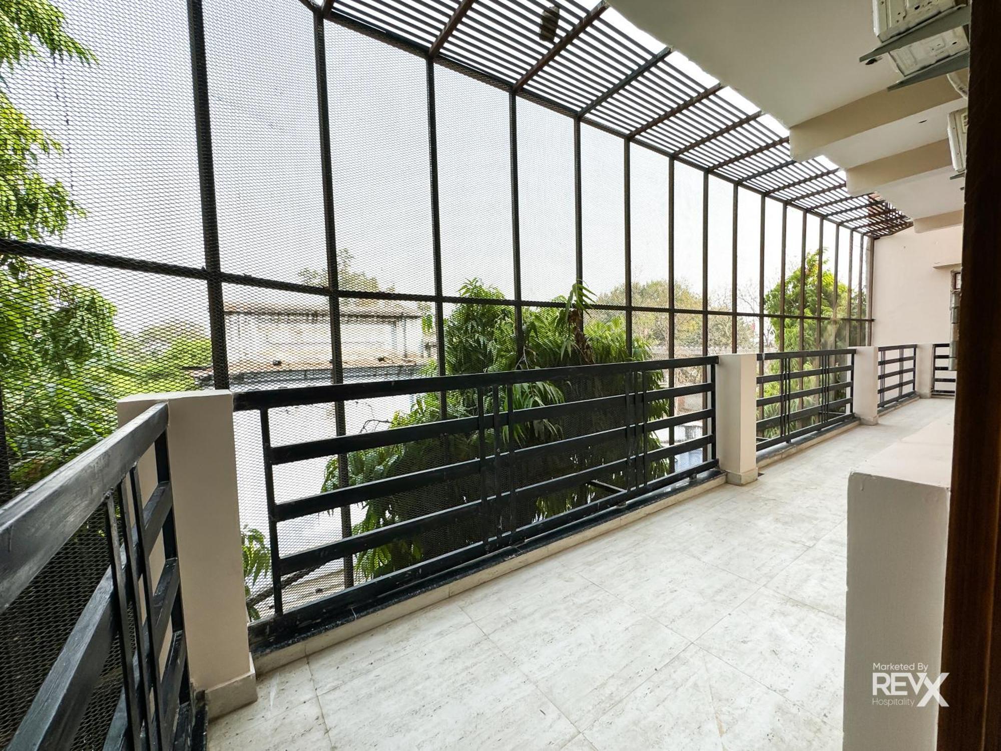 Guru Sadan A Luxe Stay Ayodhya Экстерьер фото